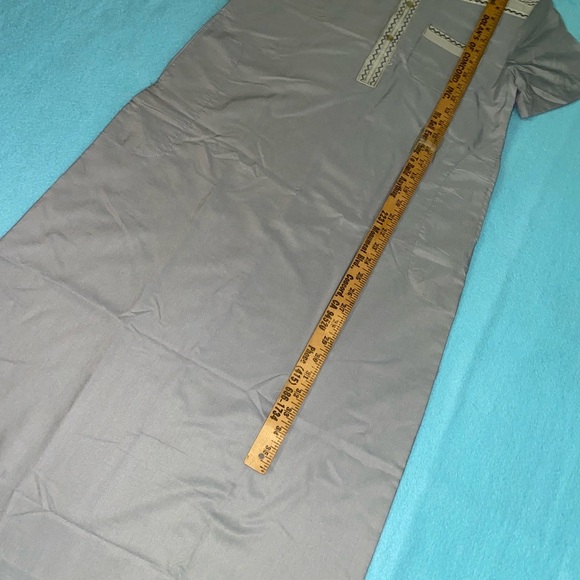 Al-Othaiman throbe kaftan prayer robe full length gray embroidered NEW size L - Picture 10 of 10